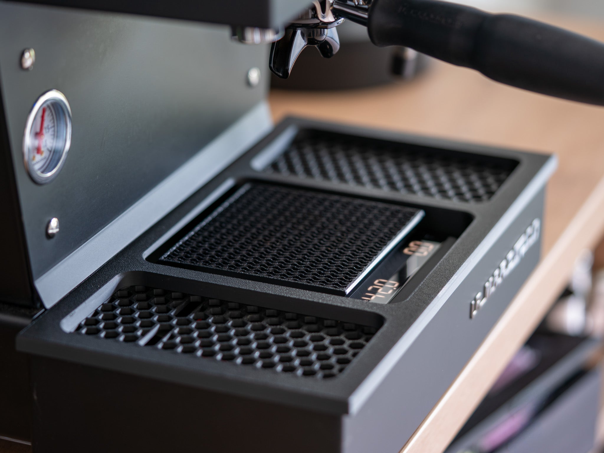 La Marzocco Linea Mini R – Acaia Lunar Abtropfgitter – Felecity