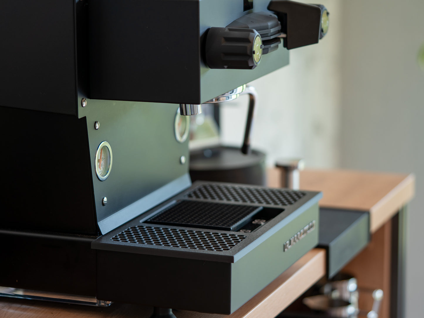 La Marzocco Linea Mini  – Acaia Lunar Abtropfgitter mit Gummimatte (driptray)